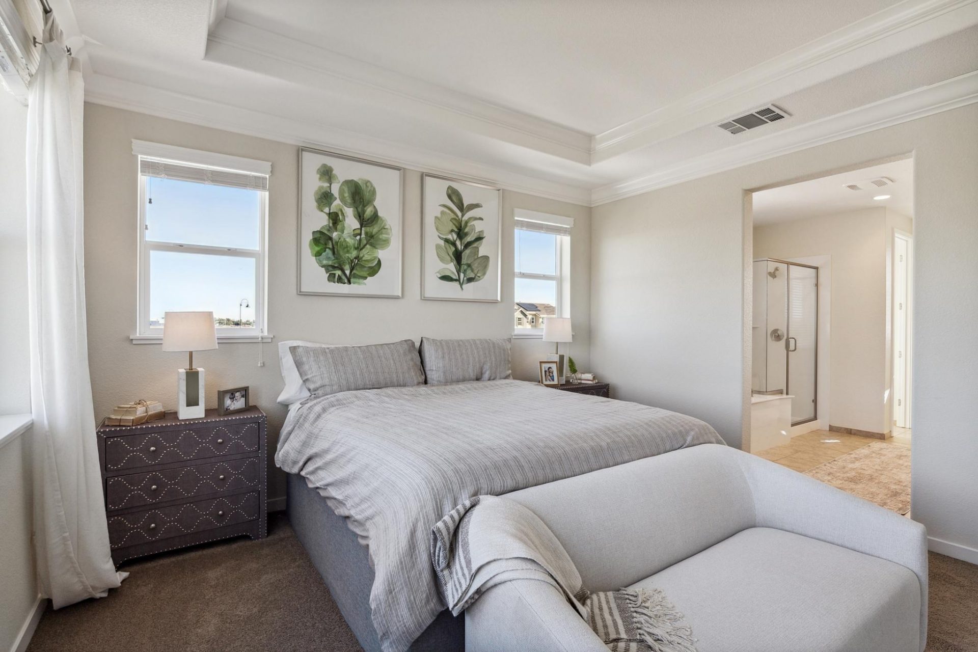 Carnation Int 13.jpg